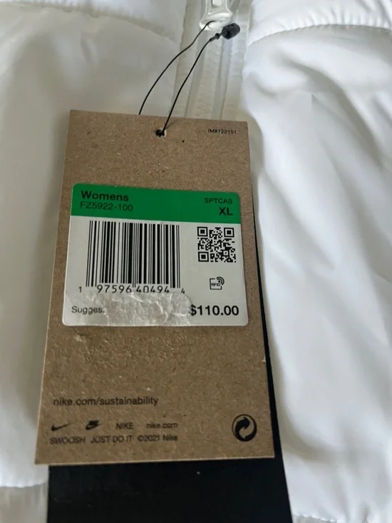 Nike White Puffer Vest with Black Swoosh Logo - Picture 4 of 6